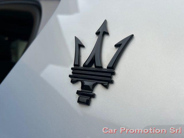 MASERATI Grecale MHEV 330 CV AWD Modena