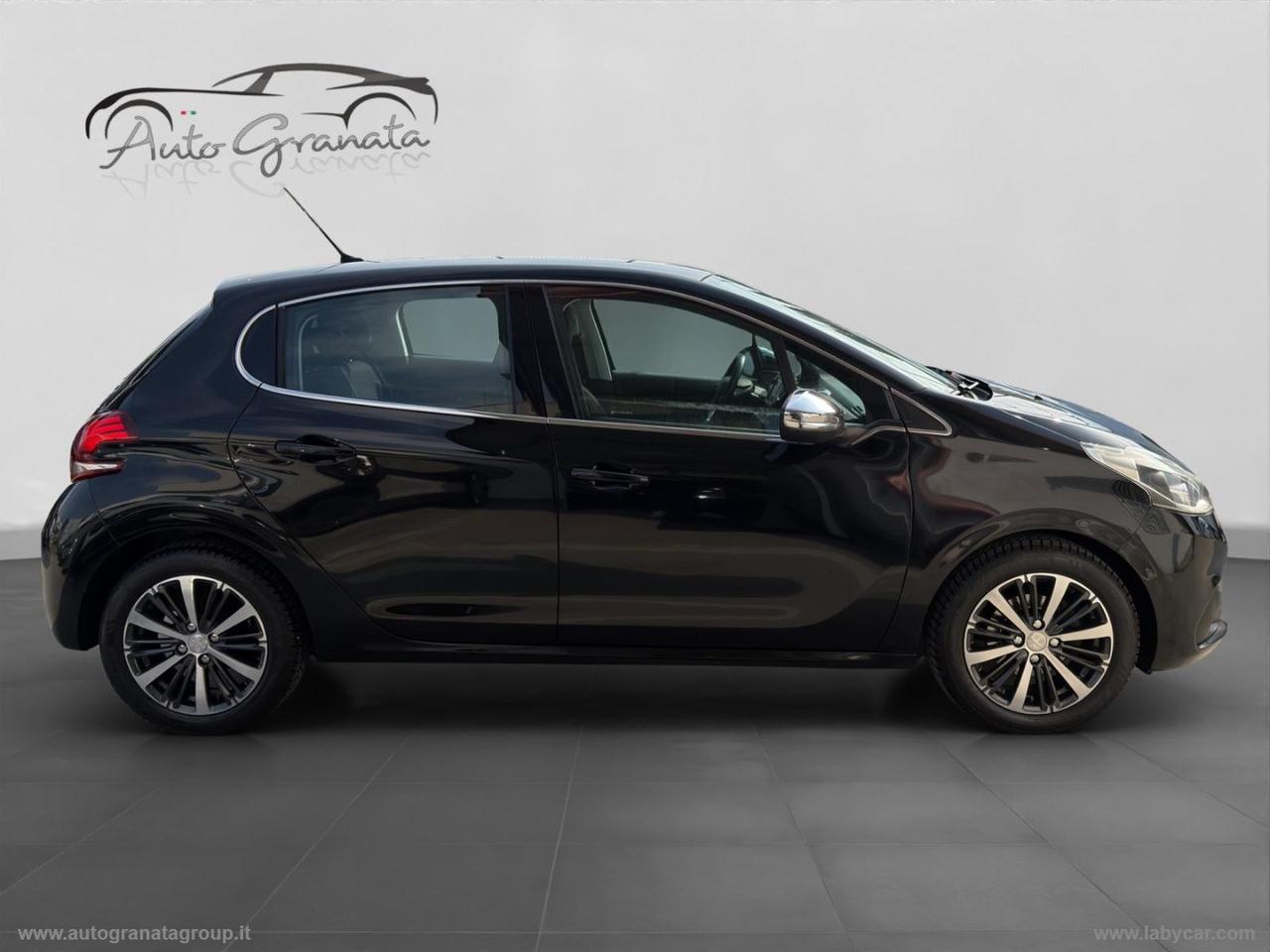 PEUGEOT 208 PureTech 82 5p. GPL Allure PERFETTA BLACK EDITION