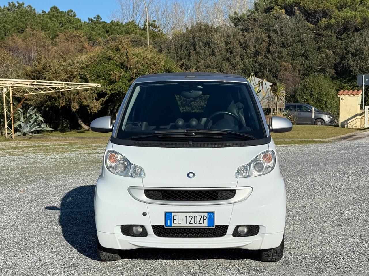 Smart ForTwo 1000 52 kW MHD cabrio passion