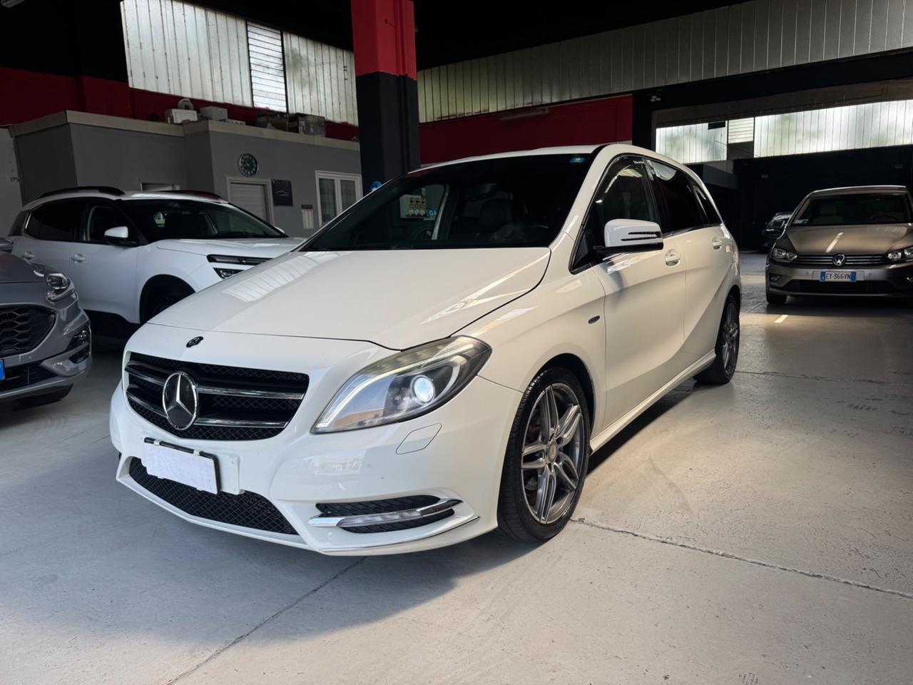 Mercedes-benz B 180 CDI BLUEEFFICIENCY PREMIUM (80 KW)