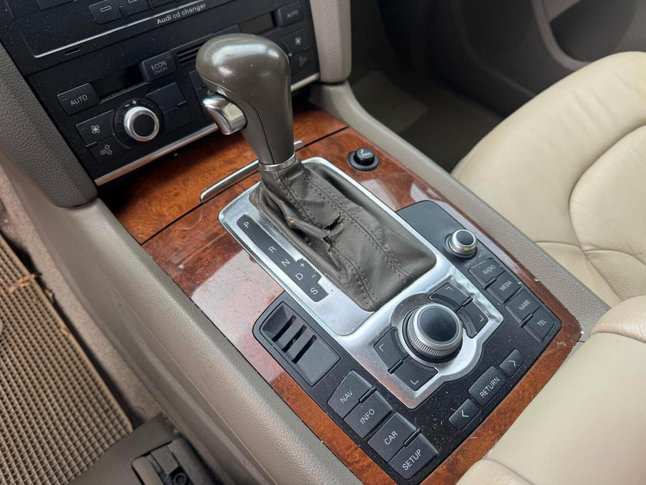 Audi Q7 3.0 V6 TDI 233CV quattro tiptronic