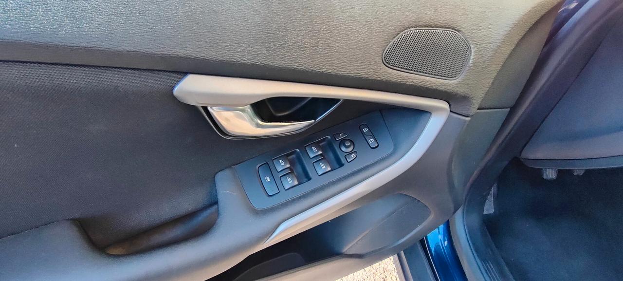 Volvo V40 Cross Country D2 1.6 Kinetic