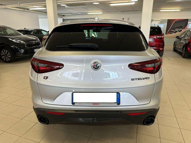 Alfa Romeo Stelvio 2.2 Turbodiesel 190 CV AT8 Q4 Sprint