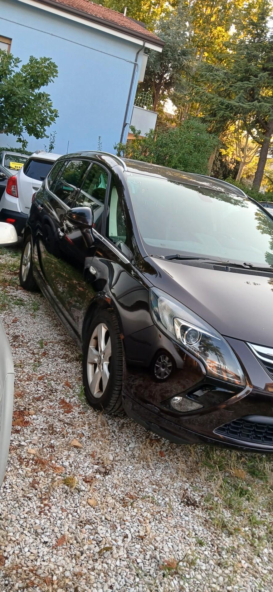 Opel Zafira Tourer