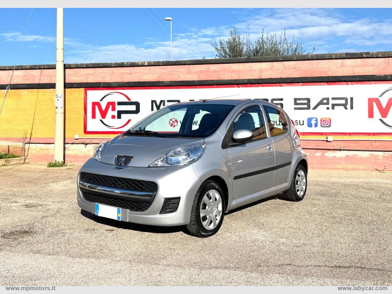 PEUGEOT 107 SWEET YEARS AUTOMATICA 1.0 68CV 5P.