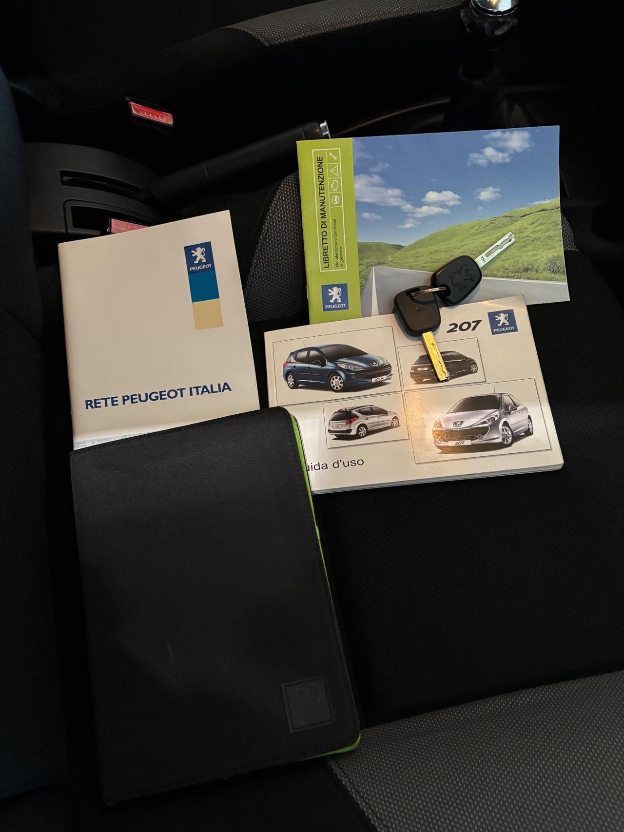 Peugeot 207 1.4 8V 75CV 3p. X Line