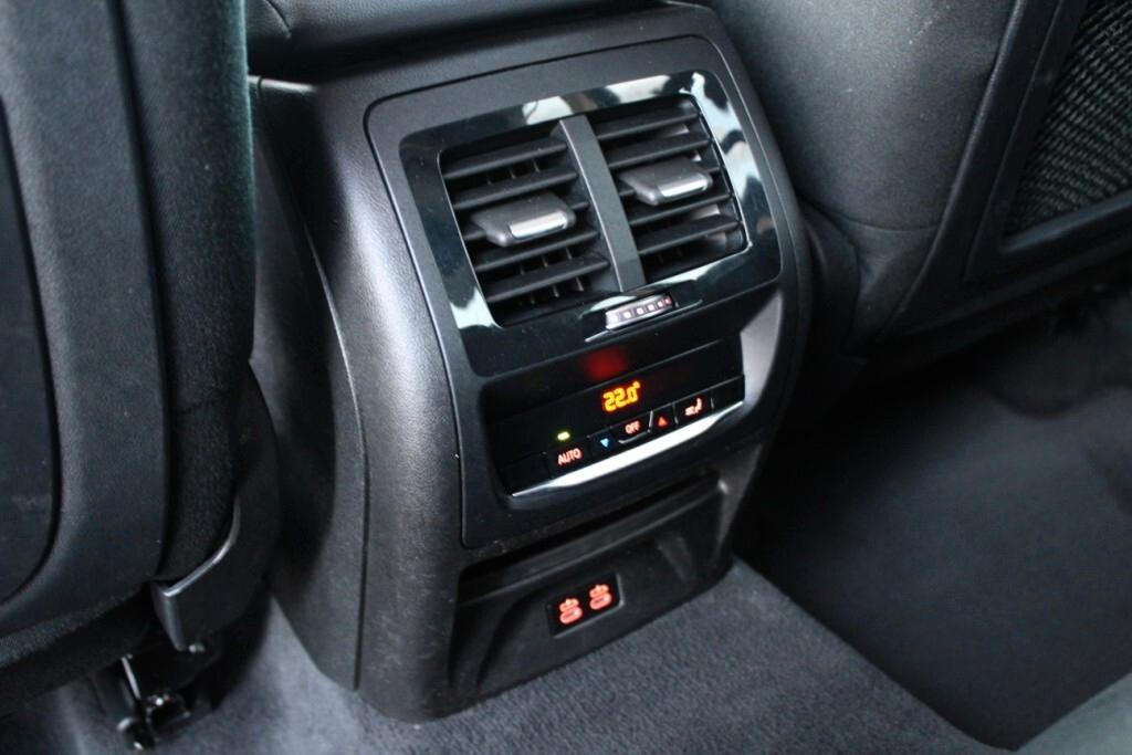 BMW X3 sDrive 150cv Aut. *LED *Carplay