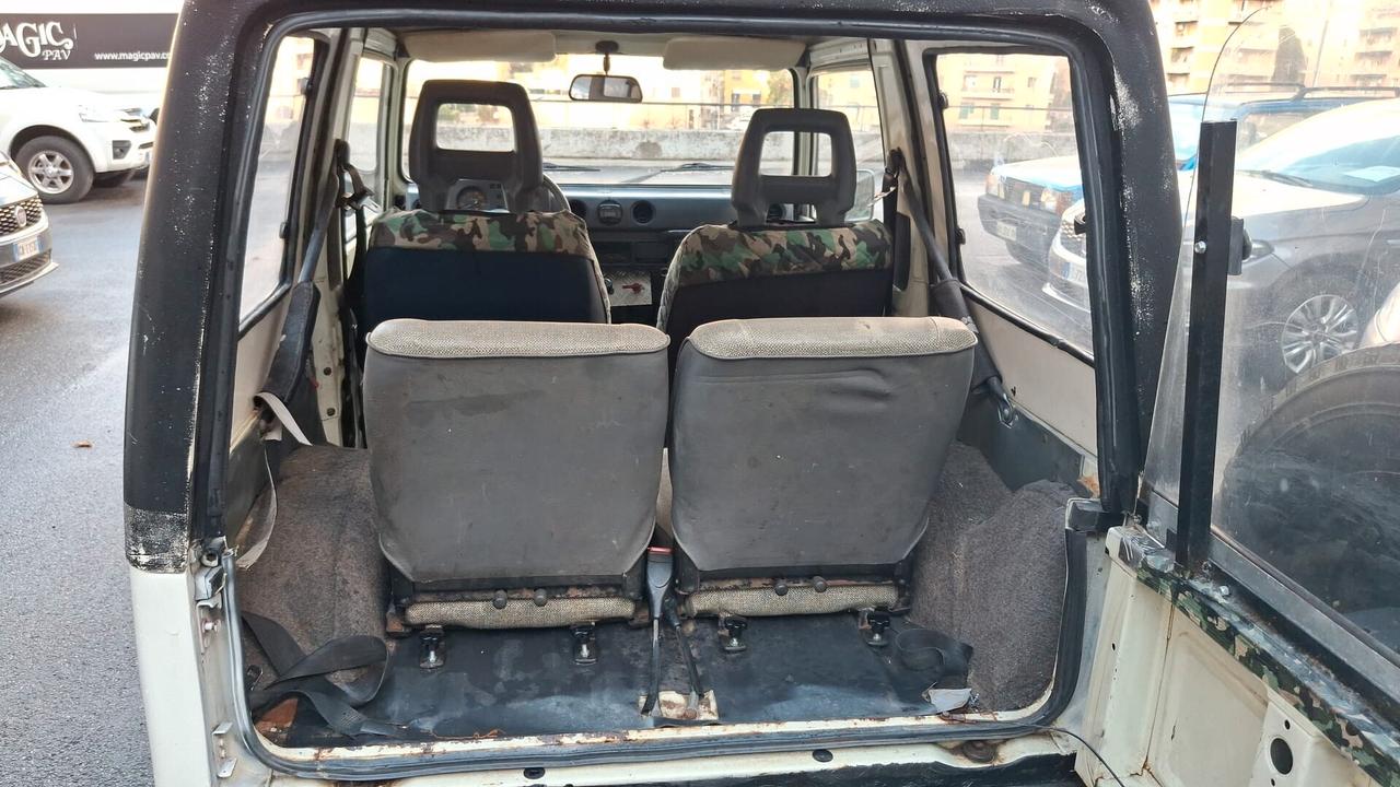 Suzuki SJ 410 SJ410 De Luxe 4x4