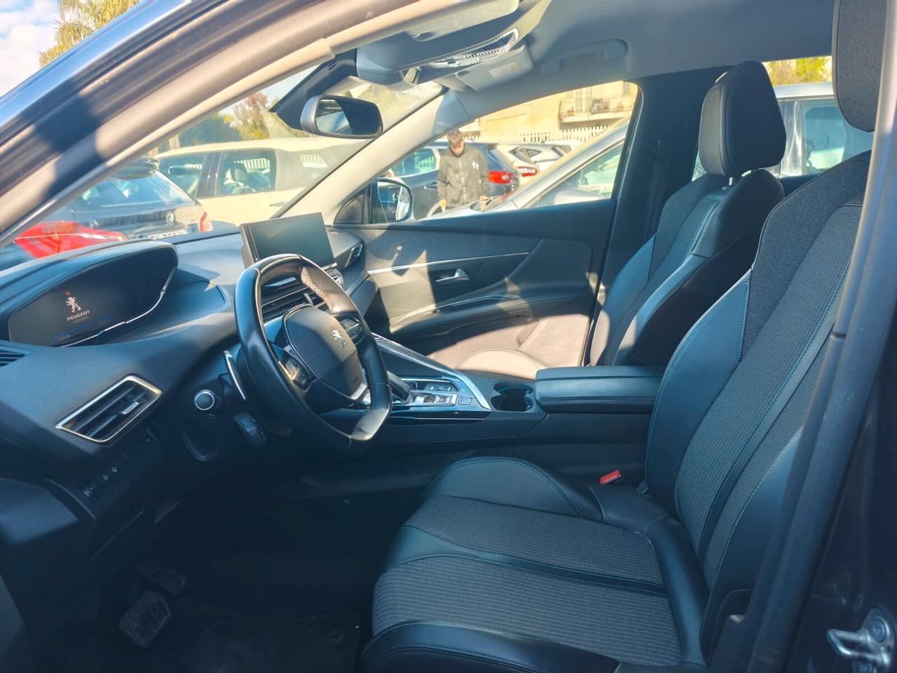 Peugeot 3008 HDi 130CV GT