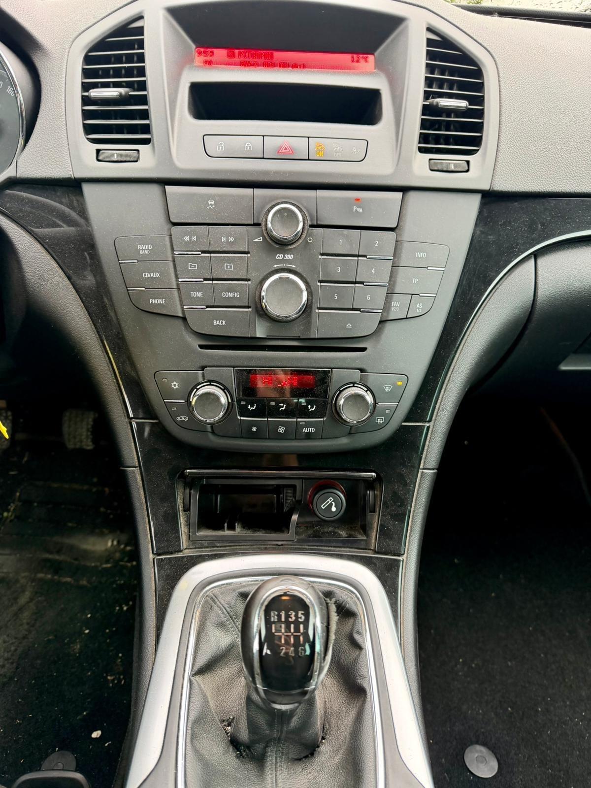 OPEL INSIGNIA SPORTS TOURER 2.0 CDTI