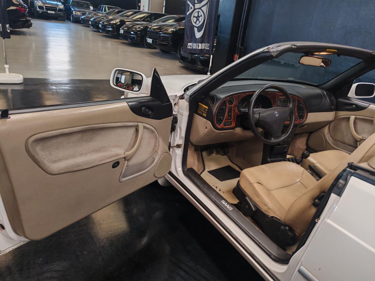 Saab 900 cabrio 2.0i S asi