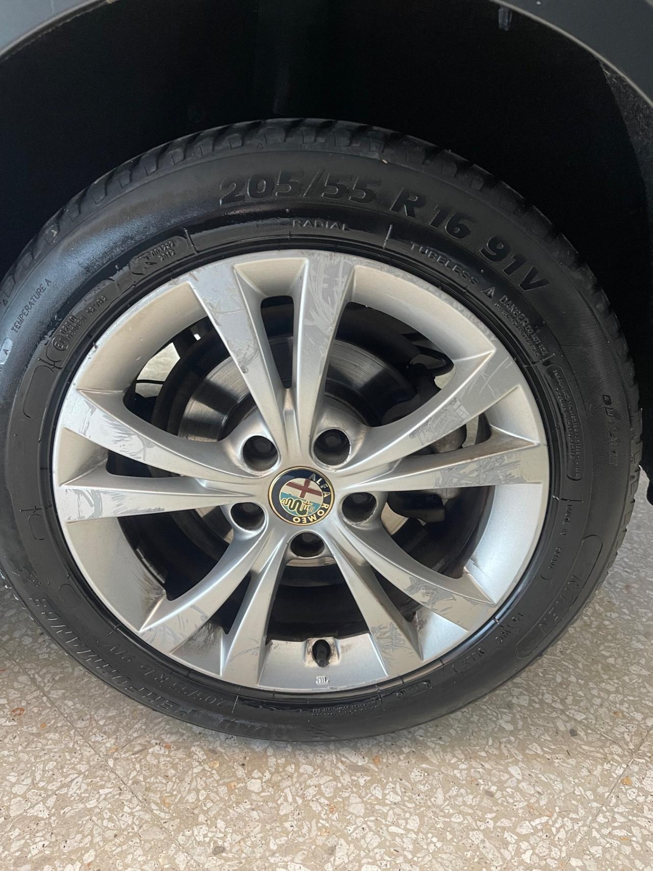 Alfa Romeo Giulietta 2.0 JTDm-2 140 CV Exclusive