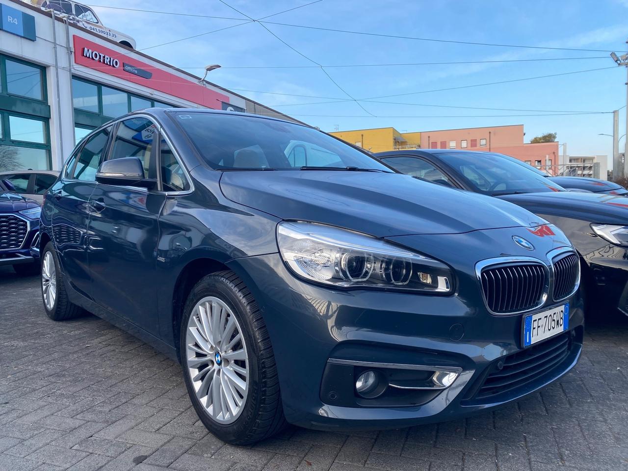 Bmw 2er Active Tourer 218d Luxury