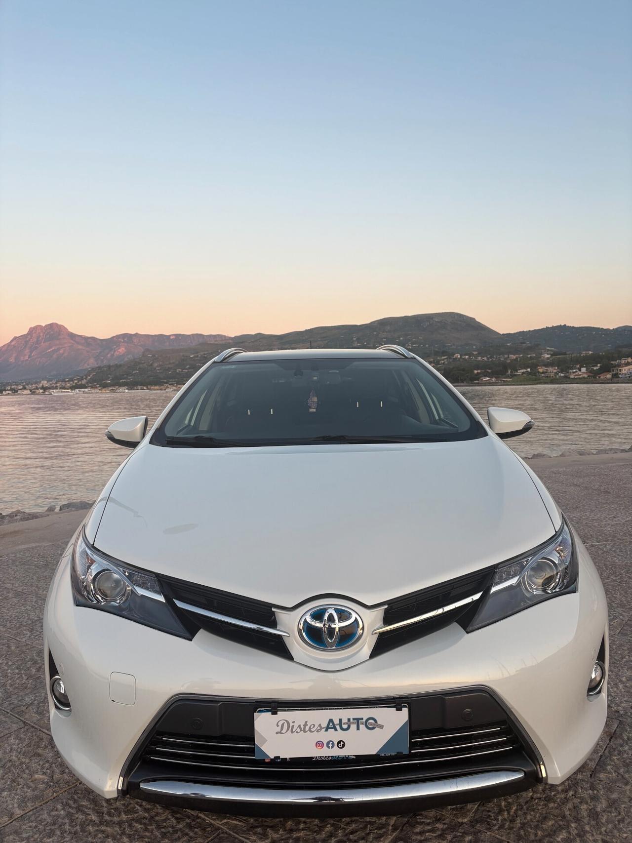 Toyota Auris 1.8 Hybrid batterie garantite