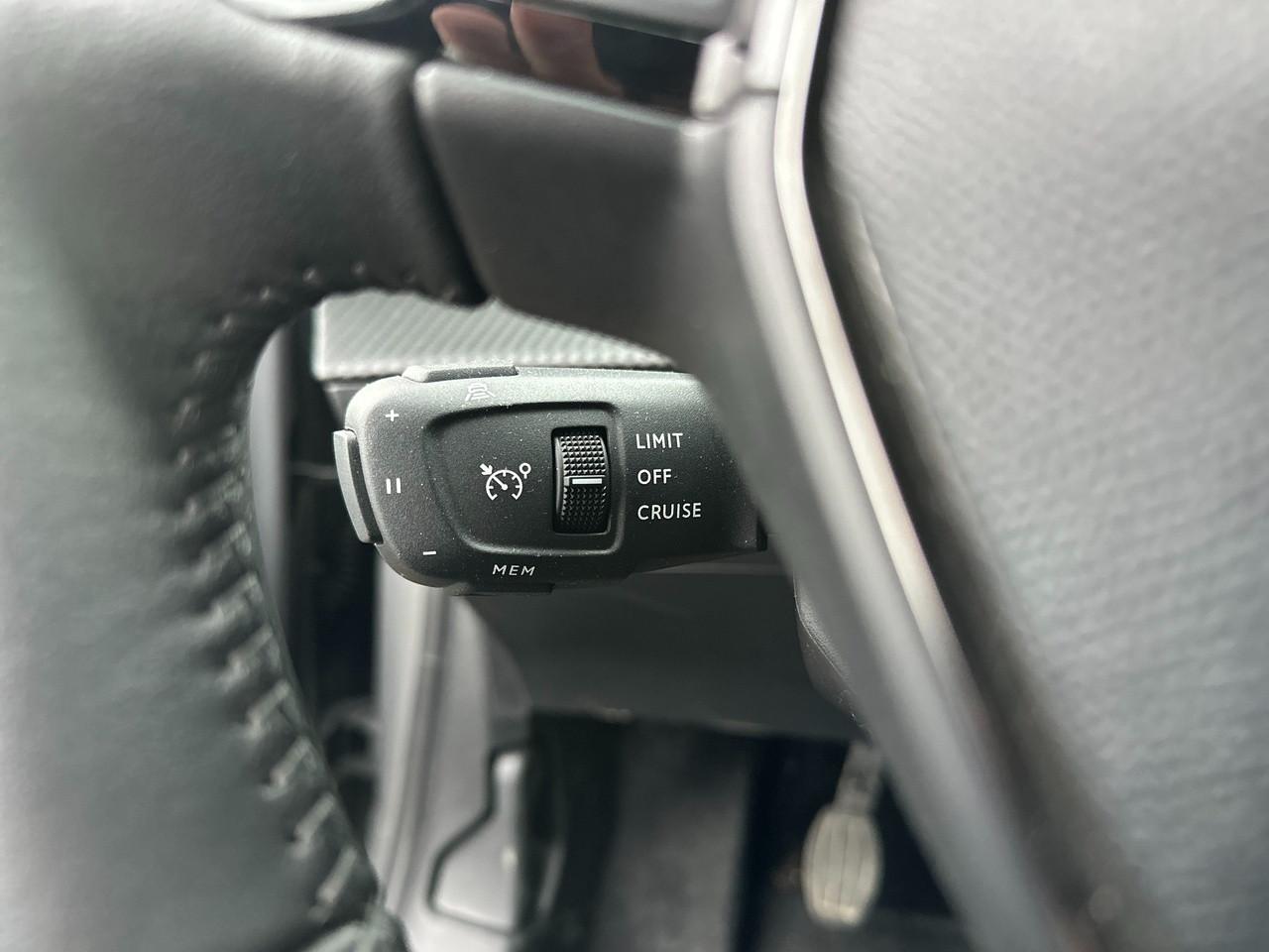 PEUGEOT 208 II 2023 - 208 1.2 hybrid Allure 110cv e-dcs 6