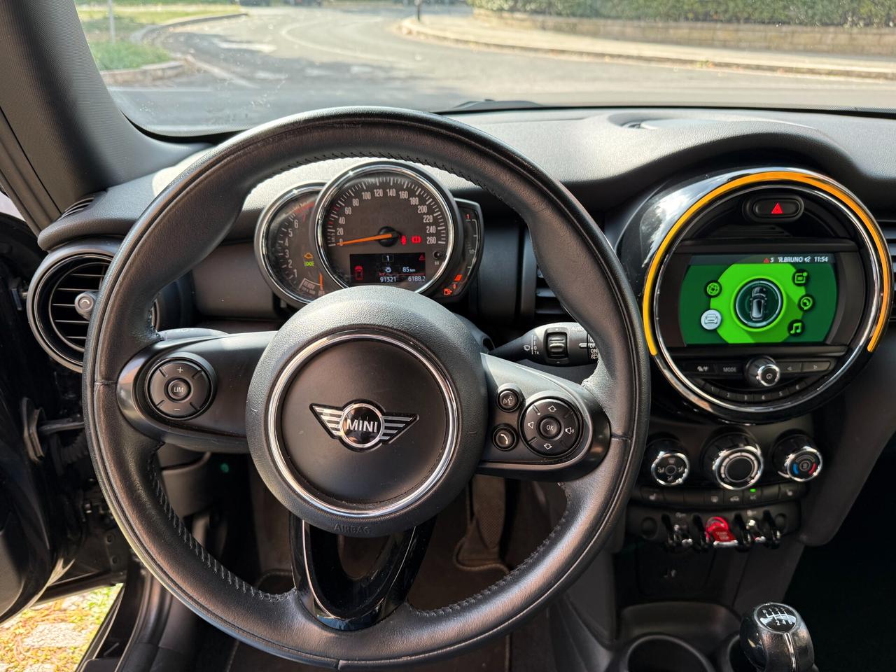 Mini One 1.5 MINI YOURS, Neopatentati, Pari al nuovo.