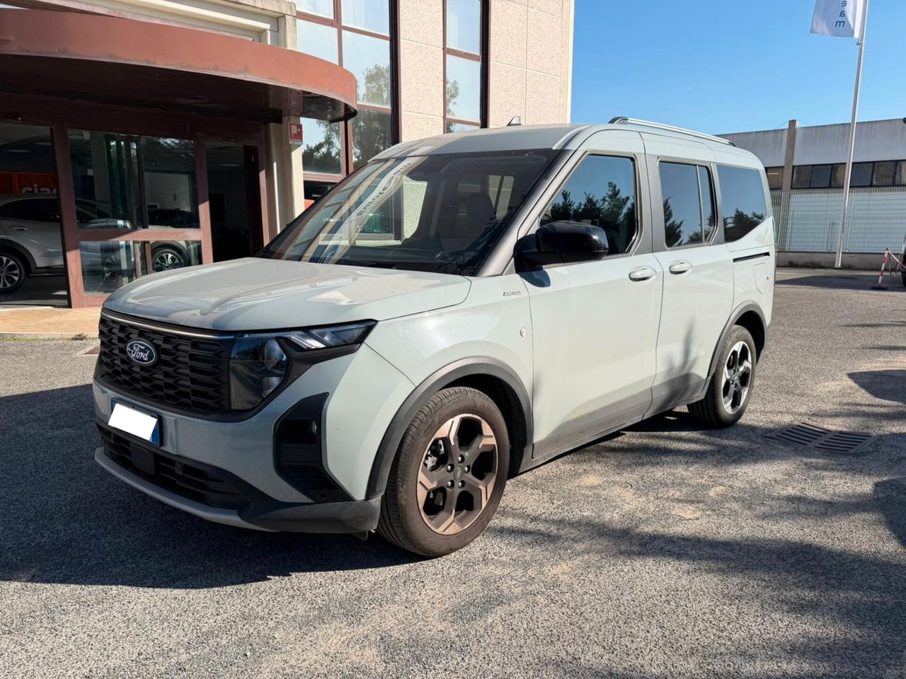 Ford Tourneo Courier 1.0 EcoBoost Active