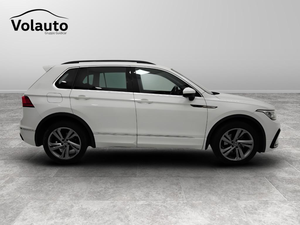 VOLKSWAGEN Tiguan II 2021 - Tiguan 1.5 tsi R-Line 150cv dsg