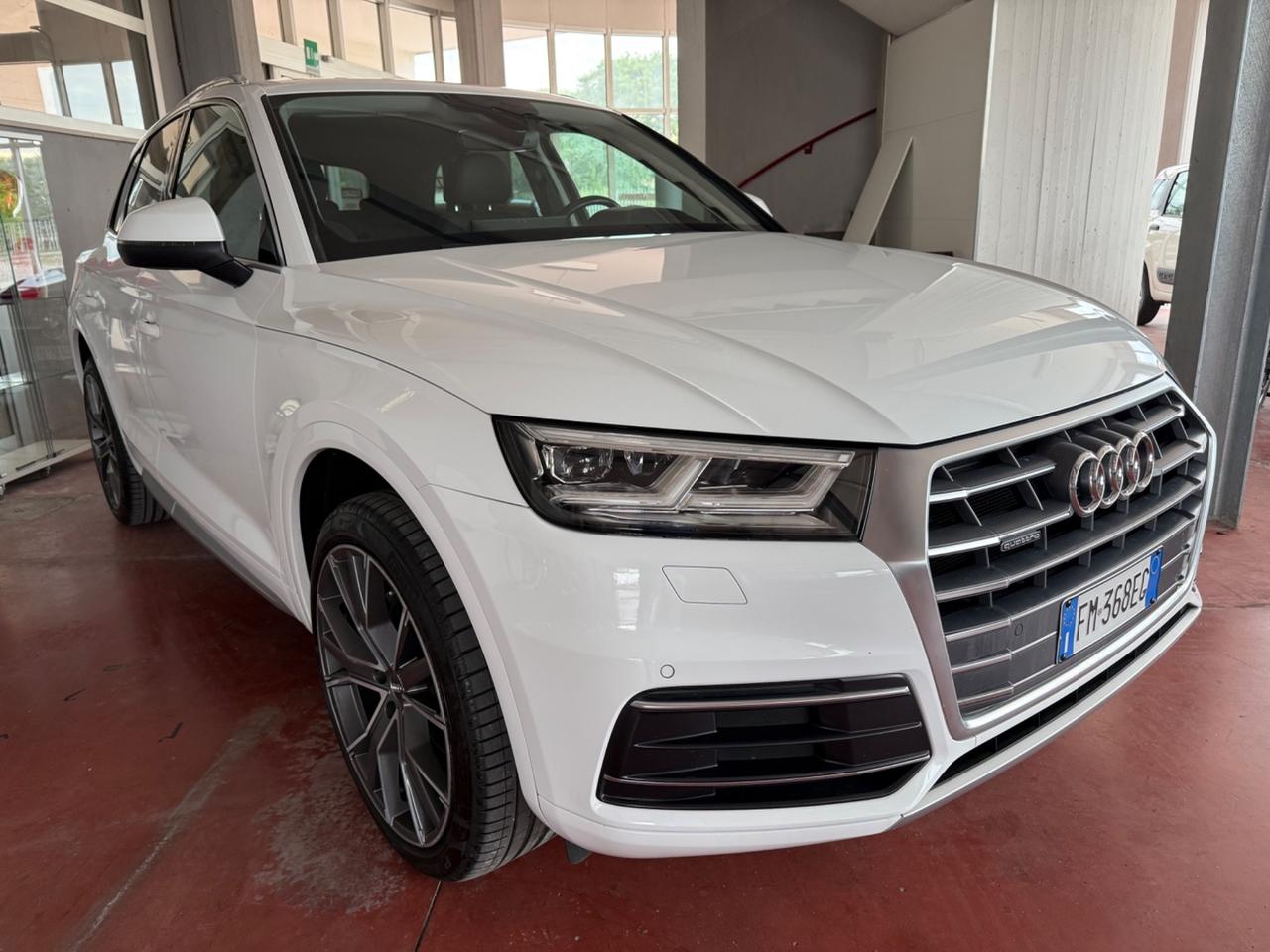 Audi Q5 2.0 TDI 190 CV quattro S tronic line plus solo da Qualitycars Pescara