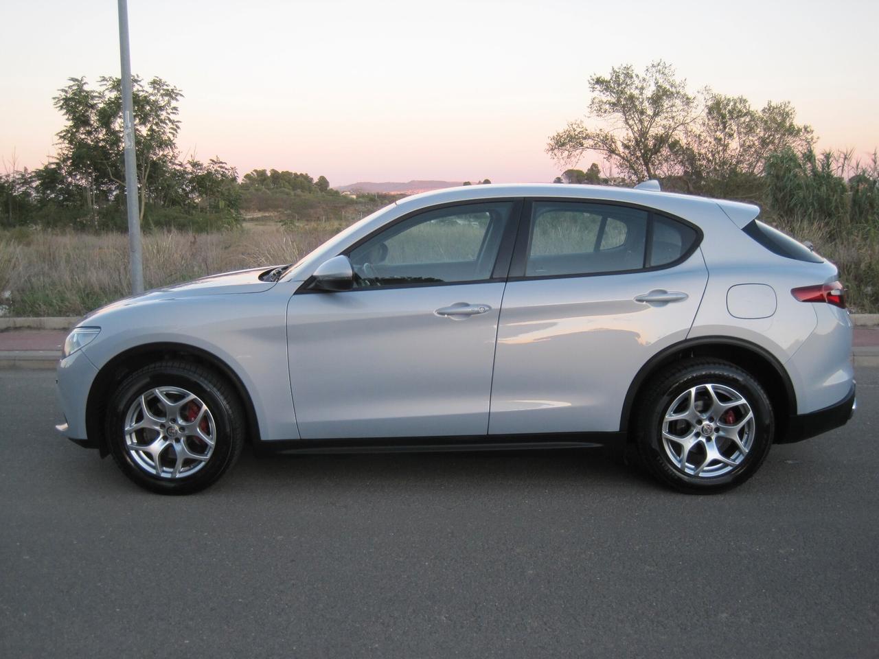 Alfa Romeo Stelvio 2.2 Turbodiesel 190 CV AT8 Q4 Business