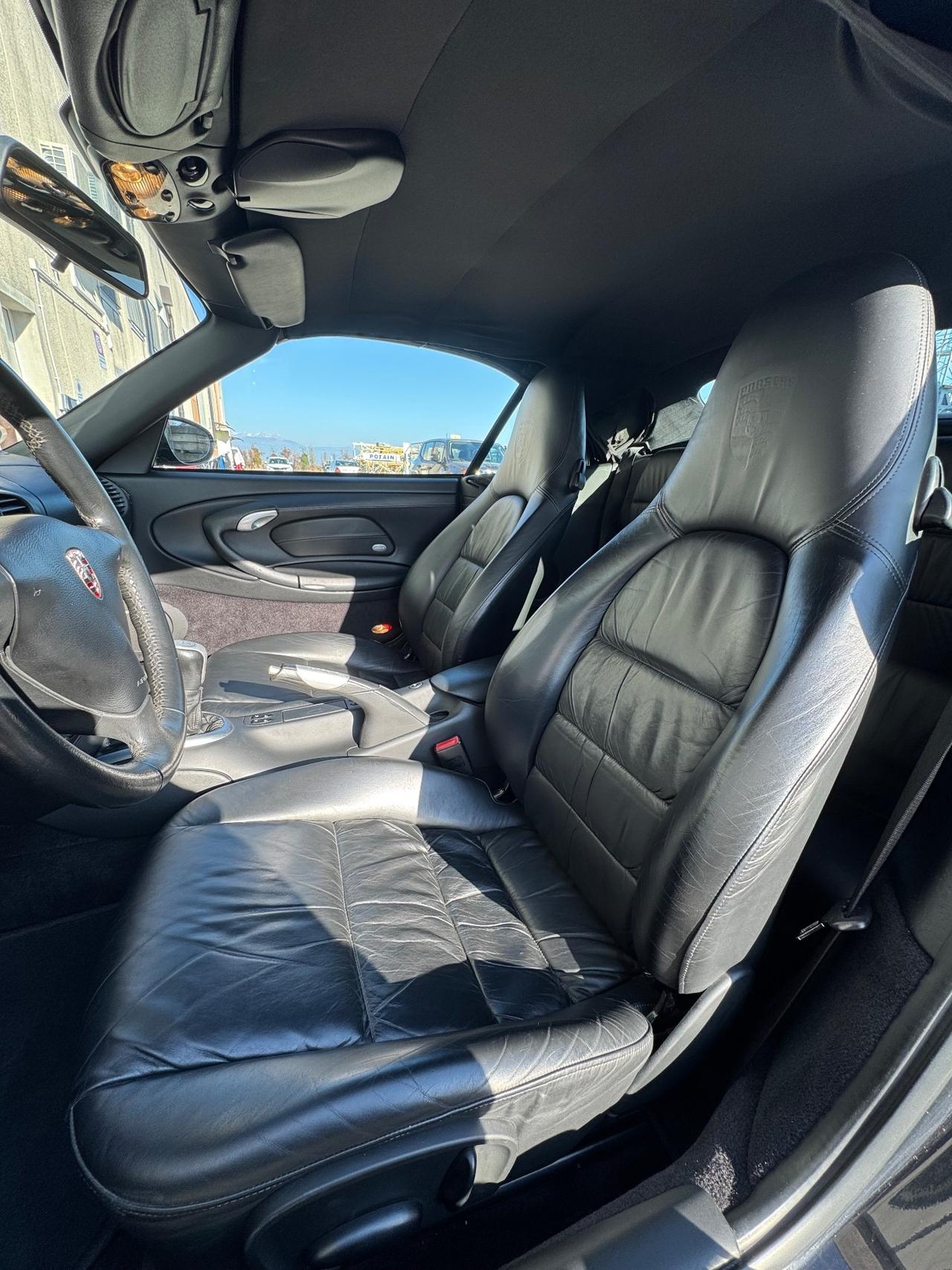 Porsche 911 Carrera 4 996 cabrio mk2