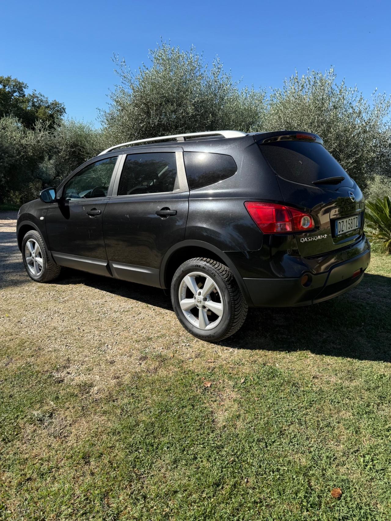 Nissan Qashqai Qashqai+2 2.0 dCi DPF n-tec