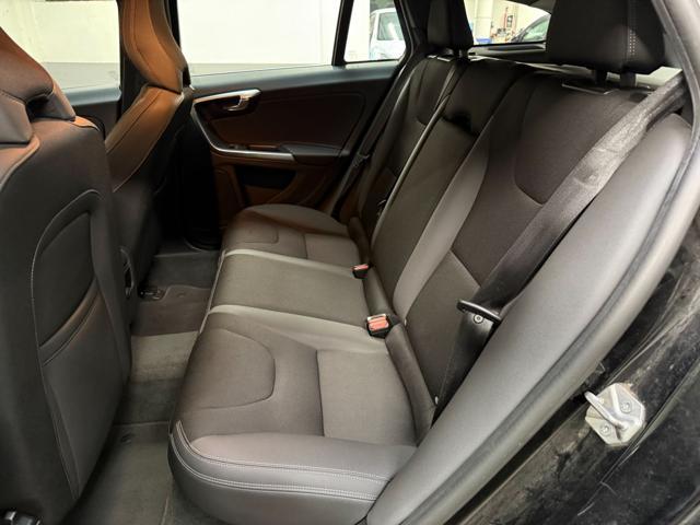 VOLVO V60 D3 Geartronic Business