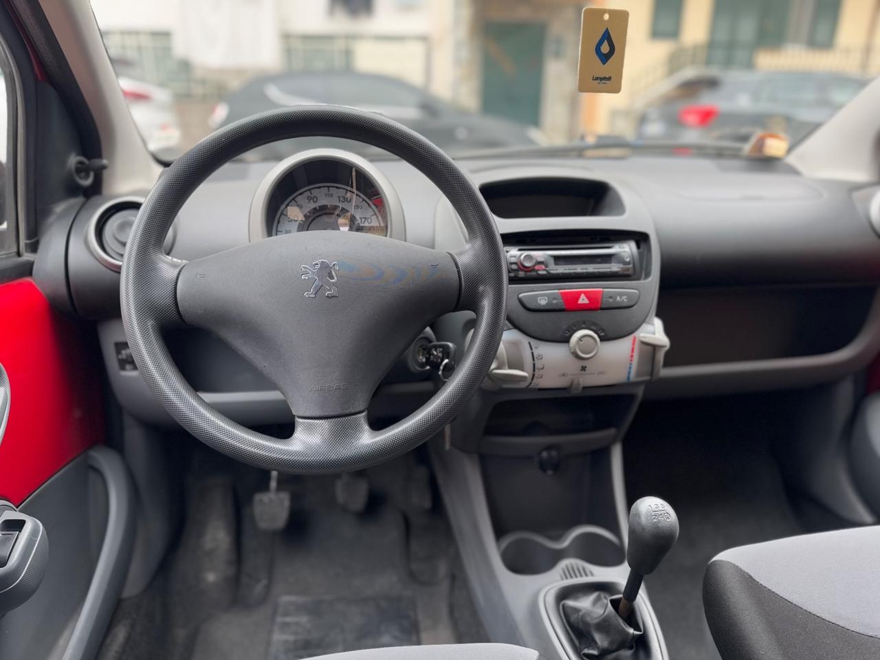 Peugeot 107 1.0 68CV 5p. Sweet Years