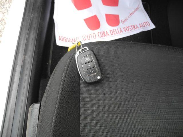 HYUNDAI i20 1.2 MPI Connectline -Ok NEOPATENTATI- "DA VETRINA"