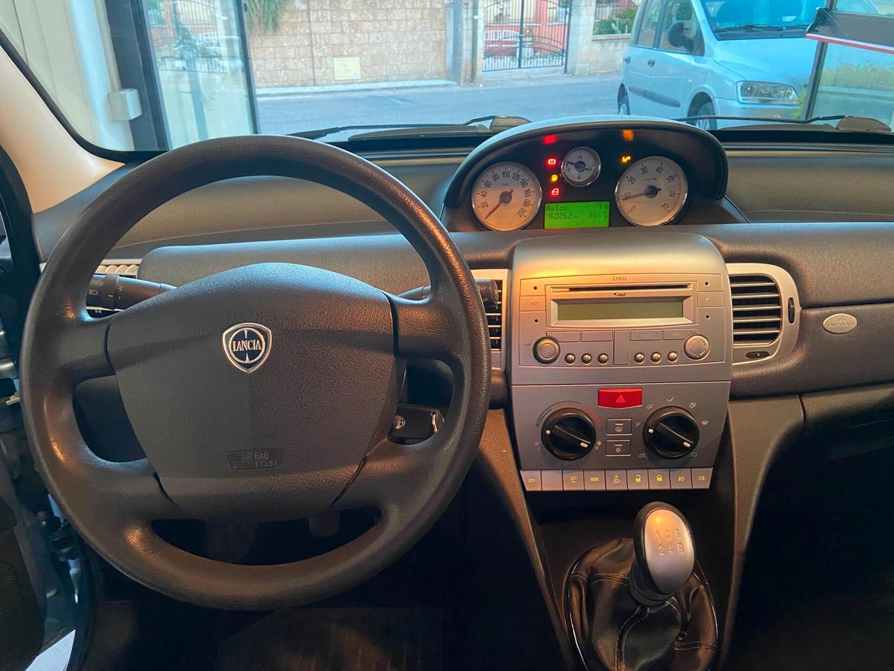 Lancia Ypsilon 1.2 Argento