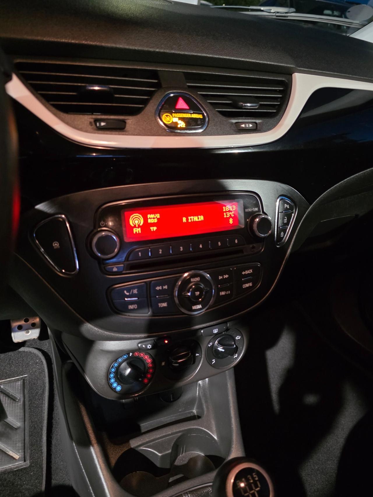 Opel Corsa 1.2 Coupé b-Color