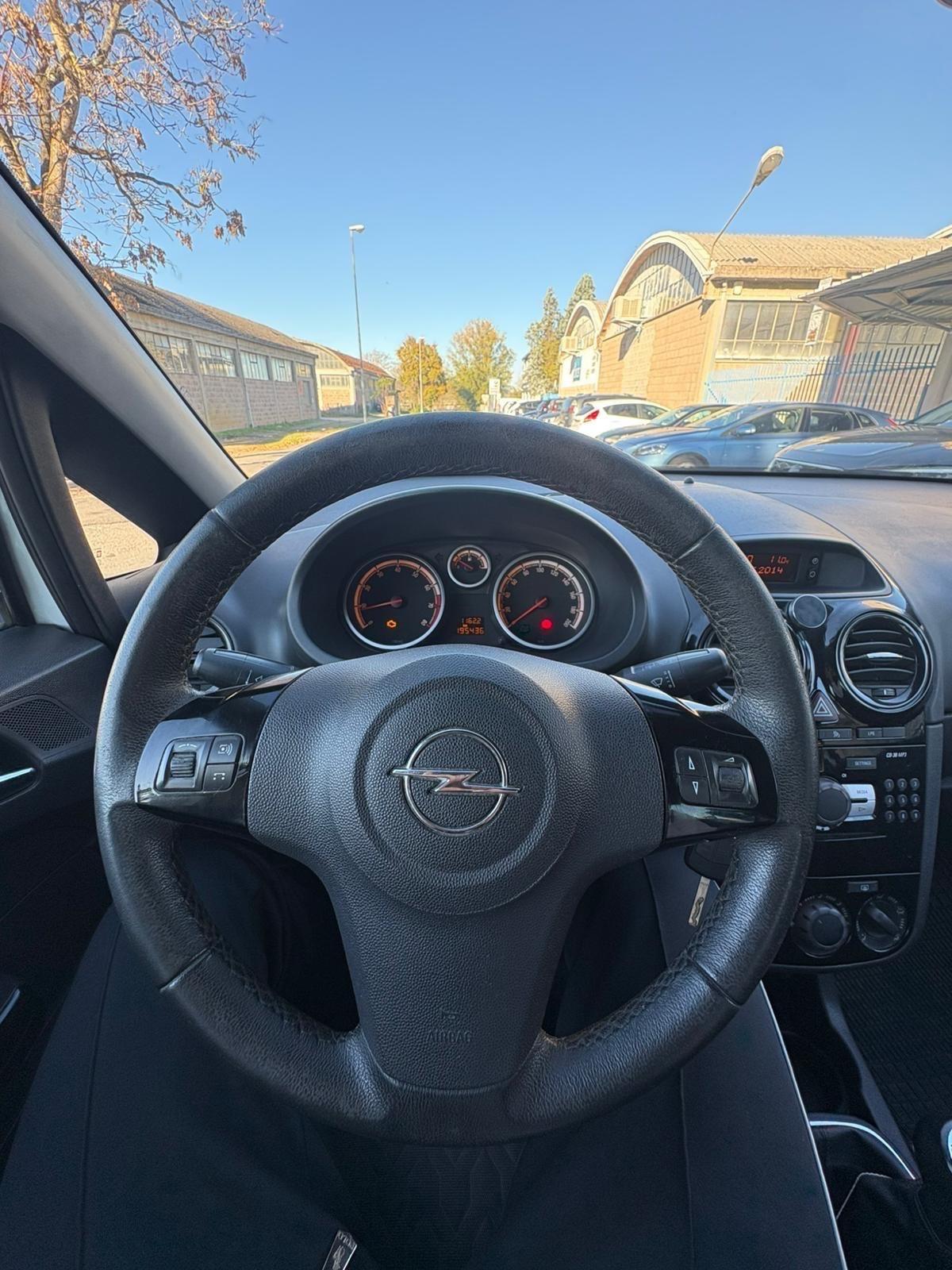 Opel Corsa 1.2 85CV 5 porte GPL-TECH Edition