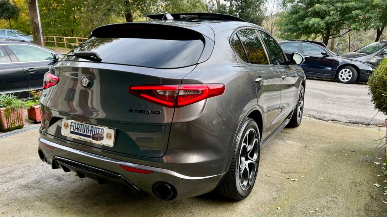 Alfa Romeo Stelvio 2.2 Turbodiesel 210 CV AT8 Q4 Executive