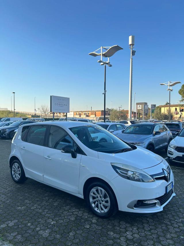 RENAULT Scenic Scénic XMod dCi 110 CV