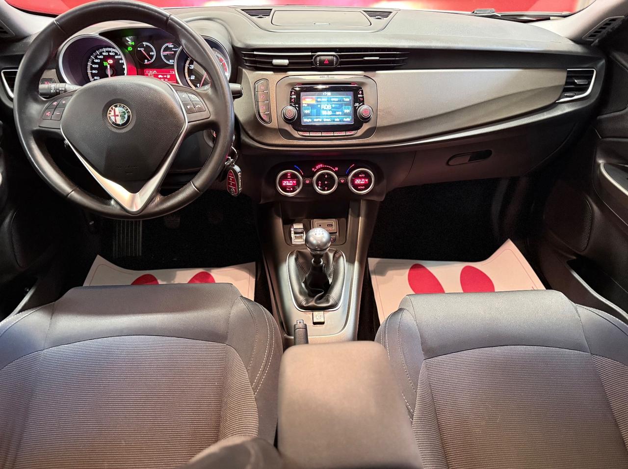 Alfa Romeo Giulietta 1.4 Turbo MultiAir TCT Distinctive