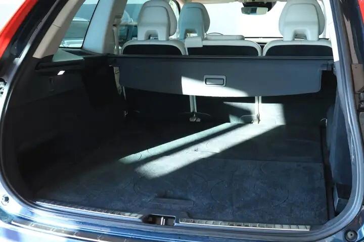 Volvo XC 90 XC90 B5 (d) AWD Geartronic R-design MOTORE REVISIONATO COMPLETAMENTE