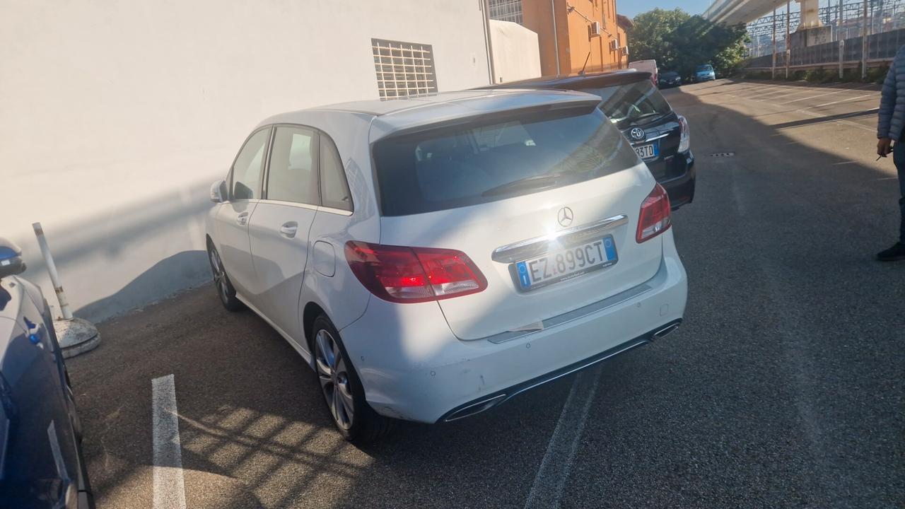 Mercedes-benz B 180 Premium perfetta e garantita 12 M
