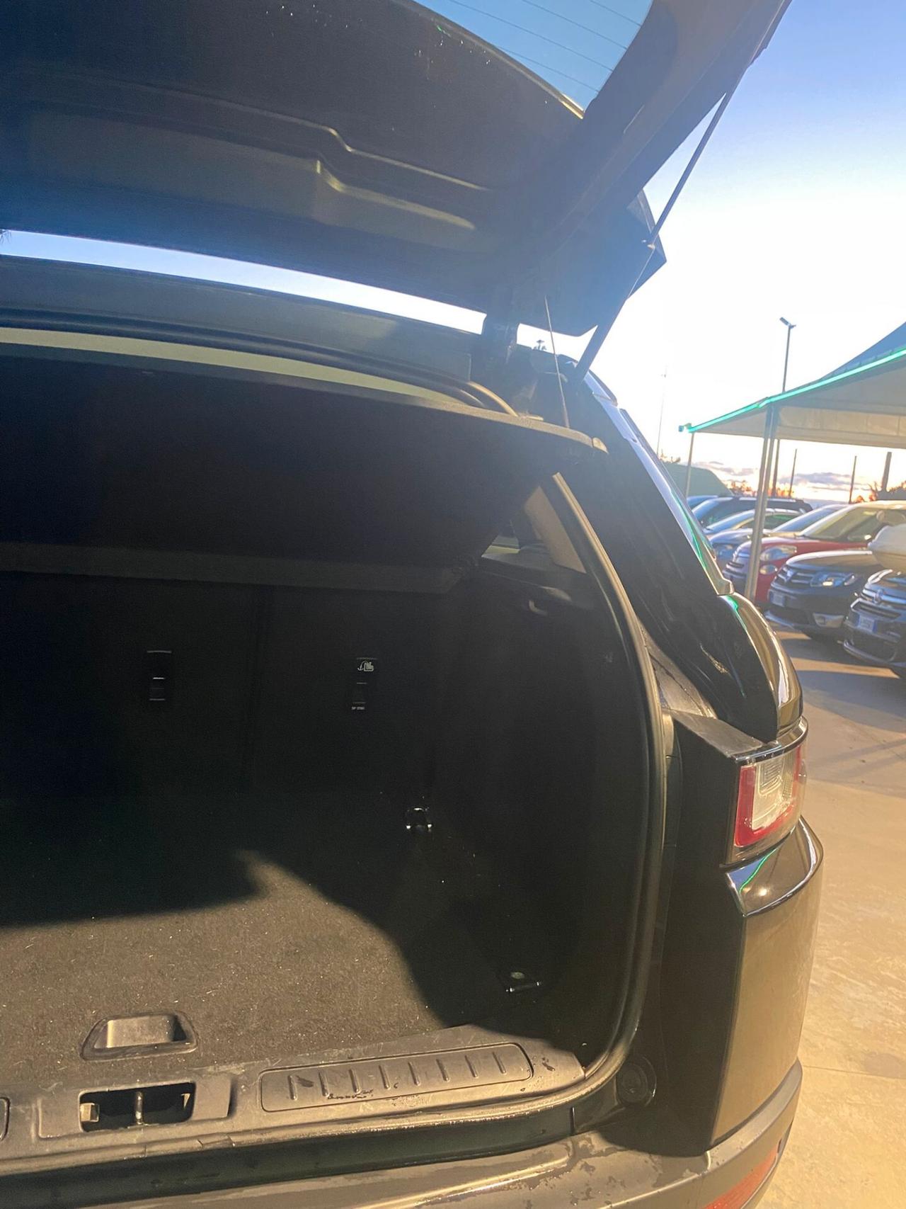 Land Rover Range Evoque 2.0 TD4 150 CV 5p. Business Edition SE