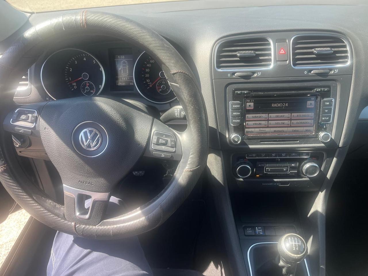 Volkswagen golf 5p-1.6 gpl - high Line-2010