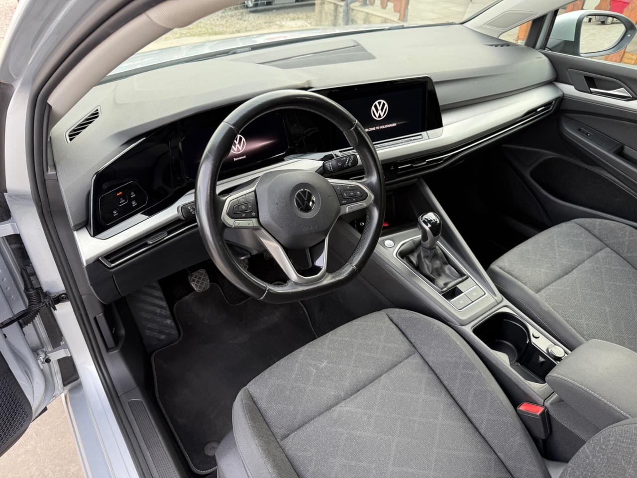 Volkswagen Golf 8 2.0 TDI 115 CV
