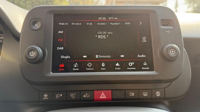 FIAT Panda 1.0 FIREFLY S&S HYBRID CITY LIFE*CARPLAY*USB*