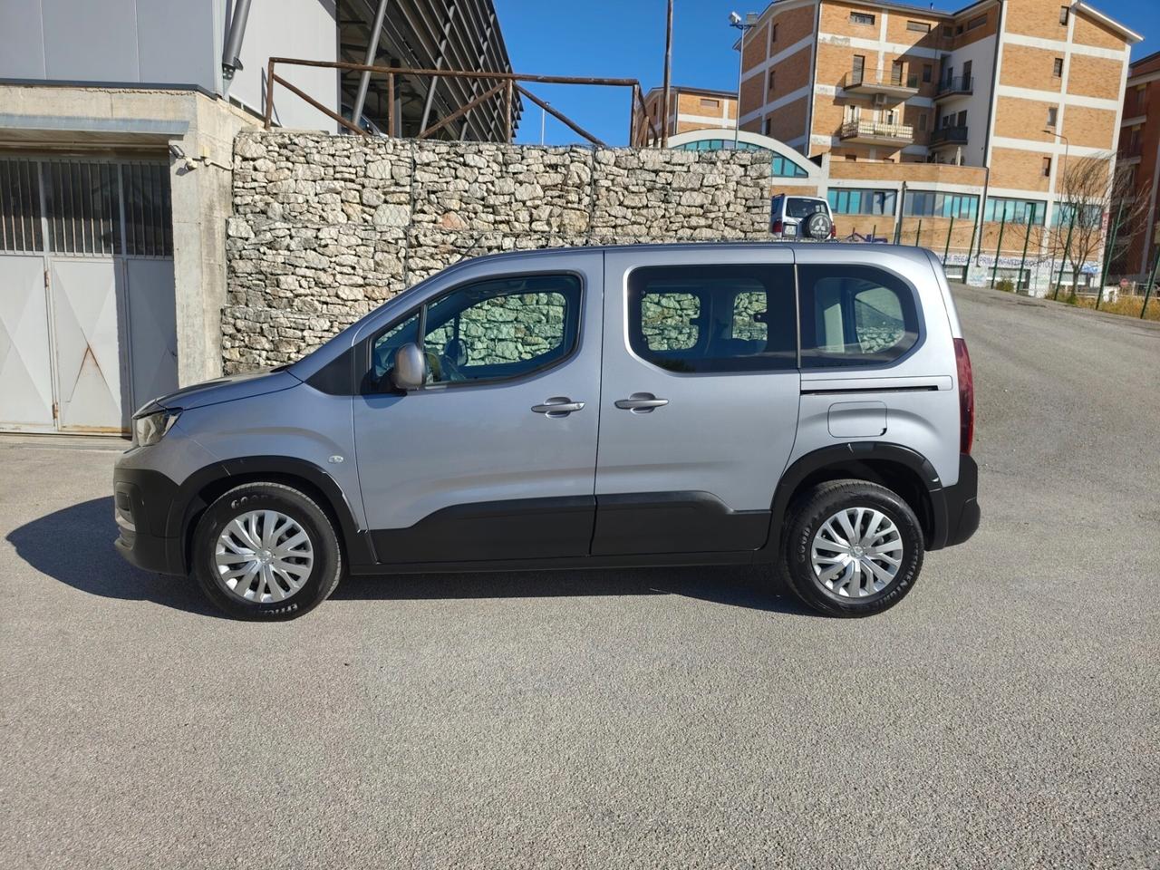 Peugeot Rifter BlueHDi 100 S&S Active Prezzo IVA Inclusa, Navi, FULL!