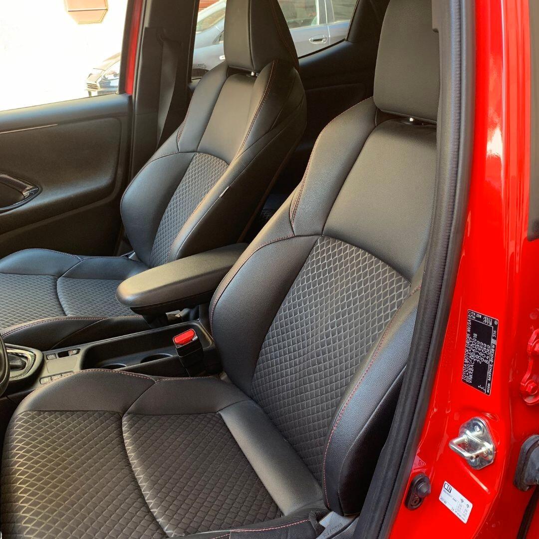 Toyota Yaris 1.5 Hybrid Lounge 2021