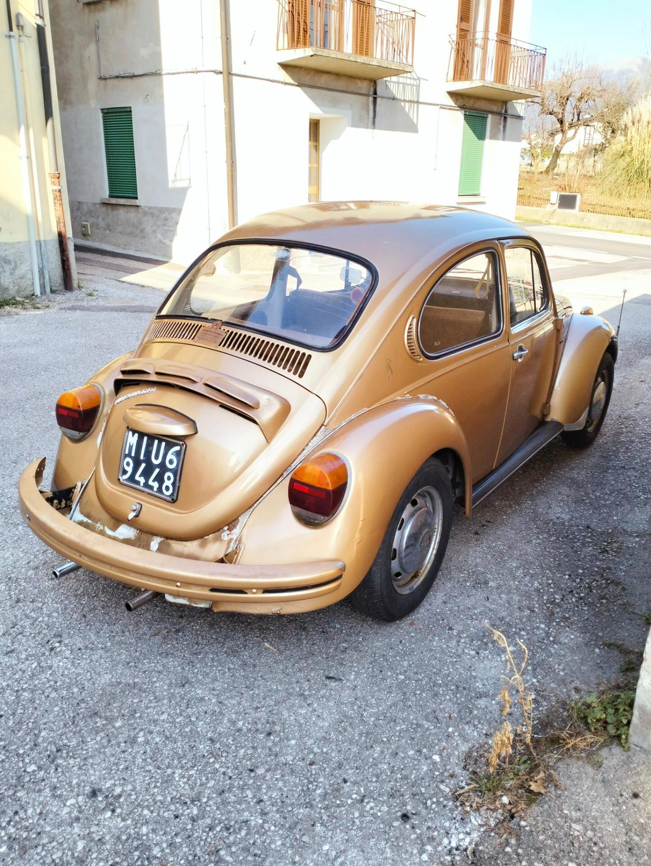 Volkswagen Maggiolone 1303 berlina