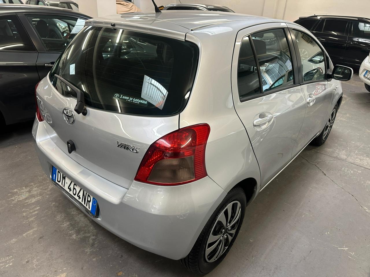 Toyota Yaris 1.0 5 porte