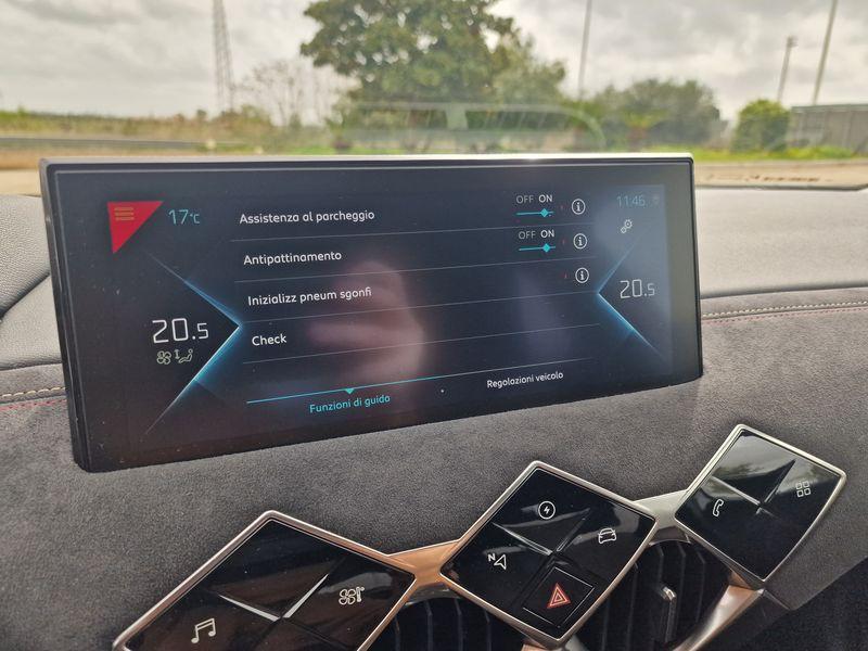 DS DS3 2019 Crossback - DS3 Crossback 50 kWh e-tense Performance Line