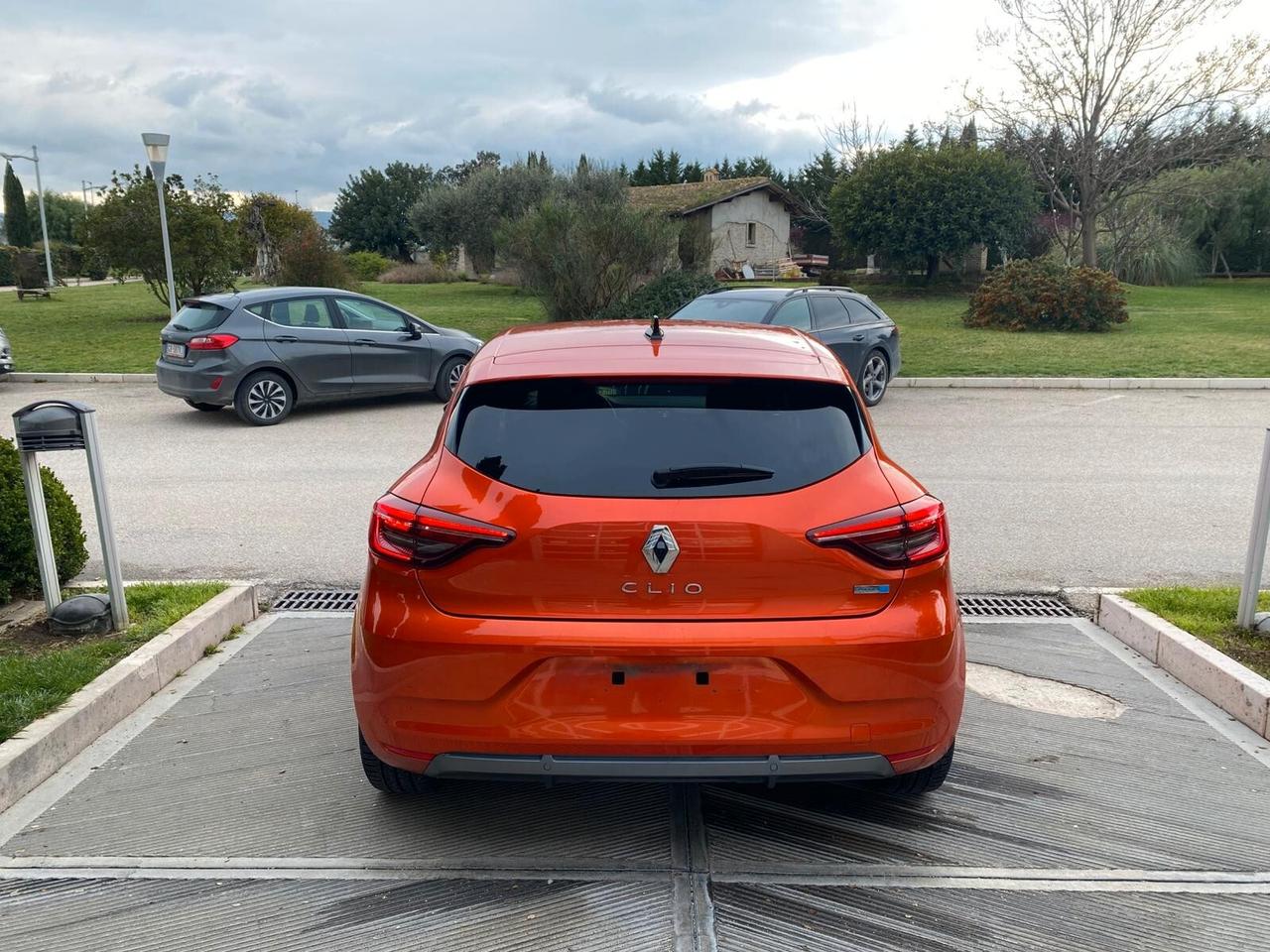 Renault Clio Full Hybrid E-Tech 140 CV 5 porte R.S. Line