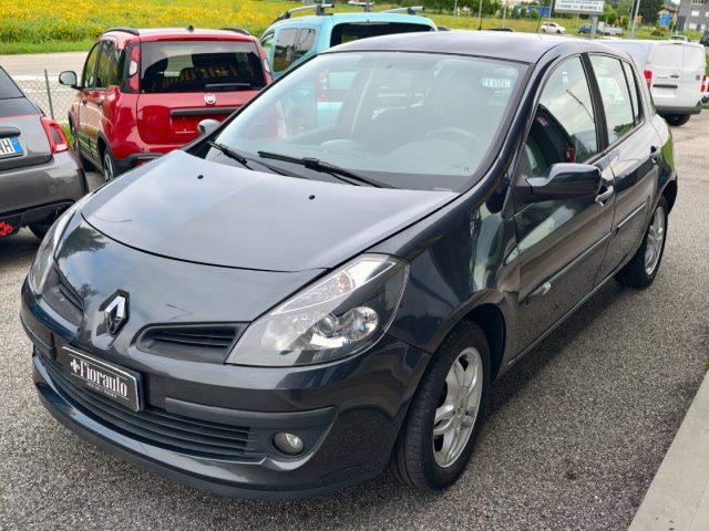 RENAULT Clio 1.2 16V 5 porte Confort X COMMERCIANTI