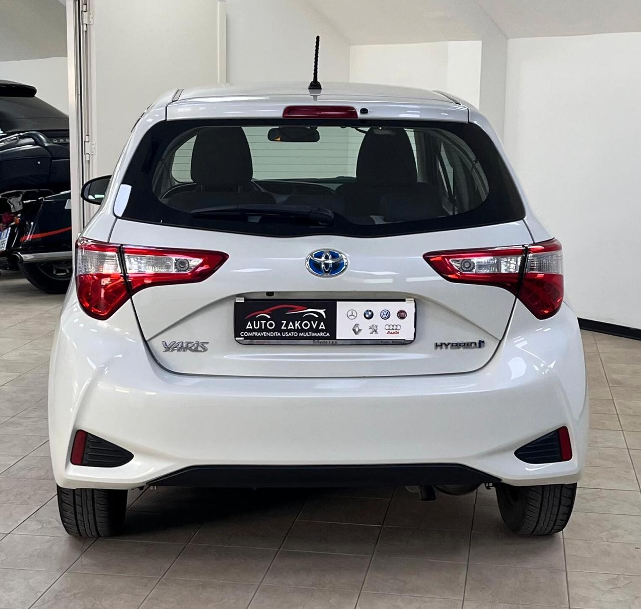 Toyota Yaris 1.5 Hybrid 5 porte Cool