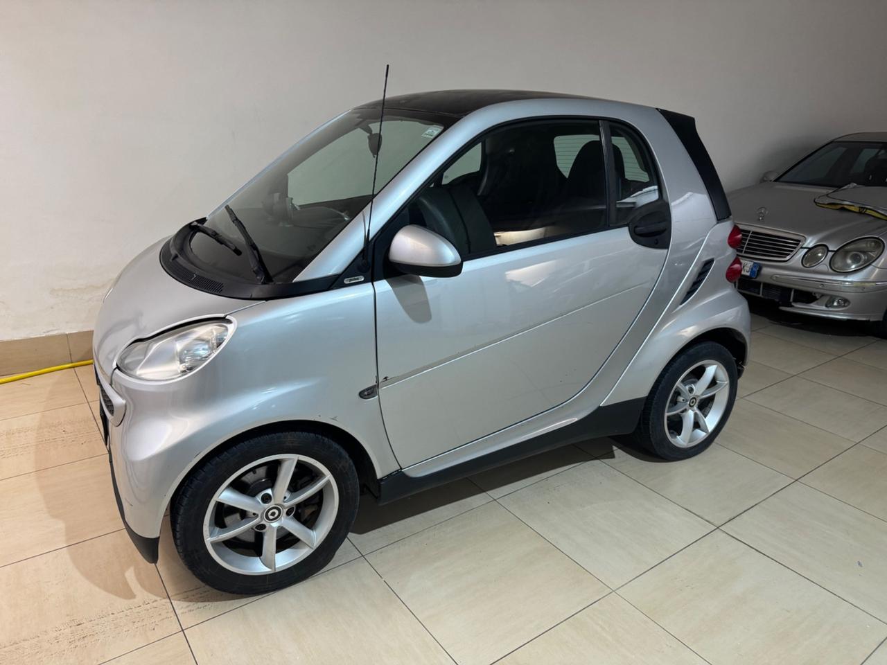 Smart ForTwo 1000 62 kW coupé passion